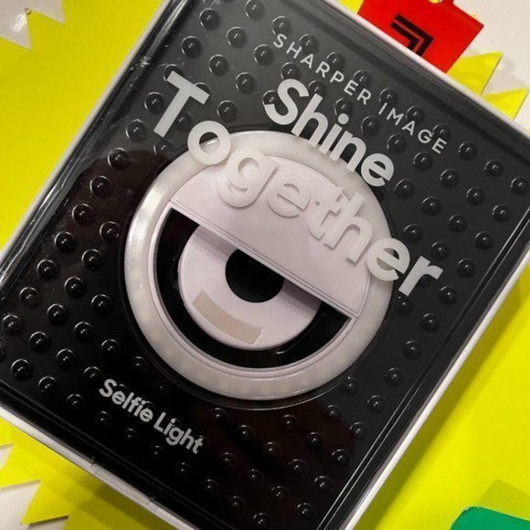 Selfie light by Sharper Image Selfie Light – “Shine Together” (accessory /new) - Picture 11 of 13